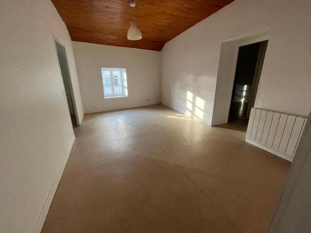 TYPE 3 DE 2 CHAMBRES