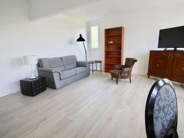 TYPE 3 MEUBLÉ BALCON Roubaix Barbieux 70m2