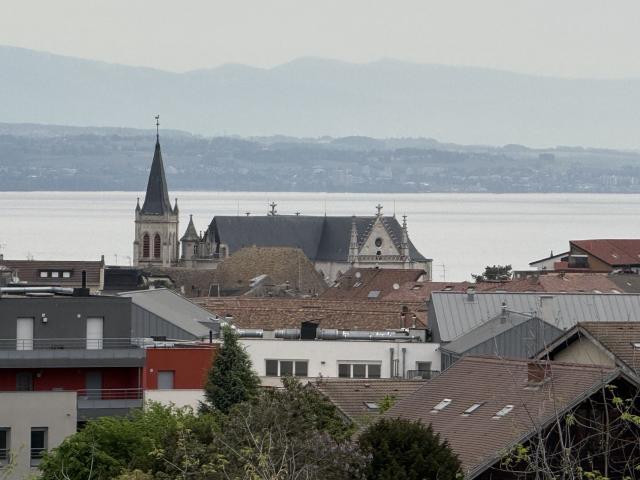Type 4 Vue lac dernier étage Thonon