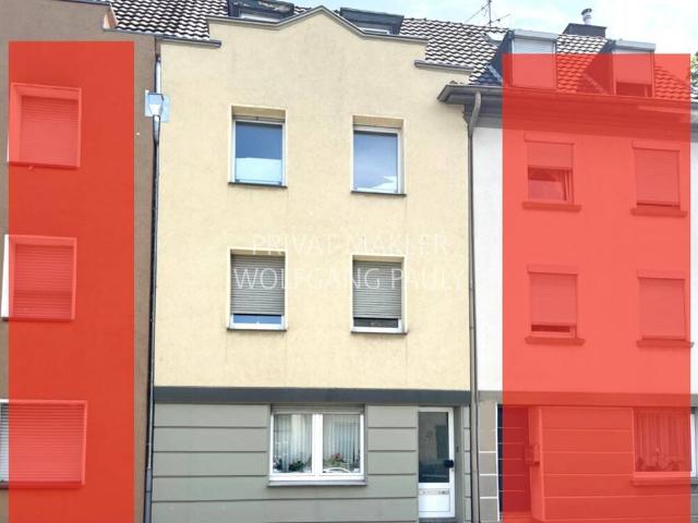 Typisches Schätzchen aus den 30er Jahren + 3 Parteienhaus mit steigerungsfähigen Mieten