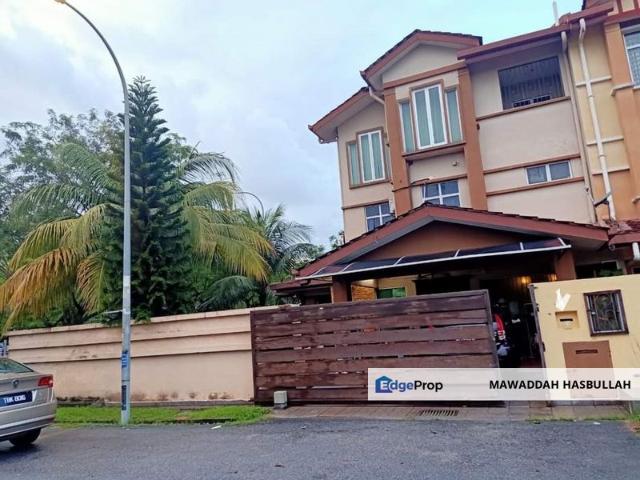 U5 Shah Alam 3 Storey Terrace House Corner Lot For Rent