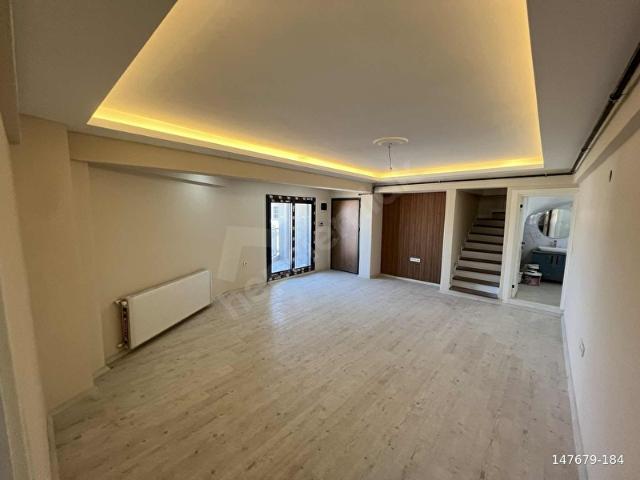 UÇANYOL YAKINI OTURUM HAZIR ASANSÖR 4 BALKON 3+1 DUBLEKS