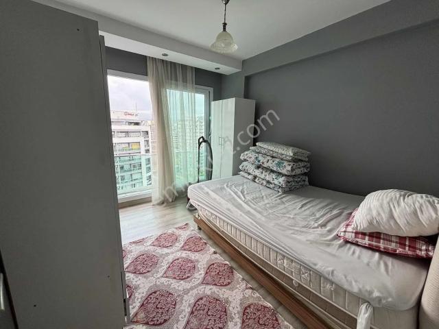 Uçanyapıdan Yenişehir Site İçerisi Havuzlu
