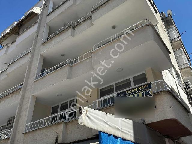 Uçanyapıdan Prires'te Kiralık 3+1 Geniş Oturum Bakımlı Masrafsız