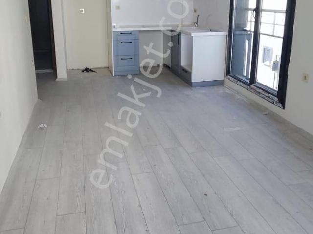 Uçardan Kemalpaşa'da 1+1 Kiralık Daire