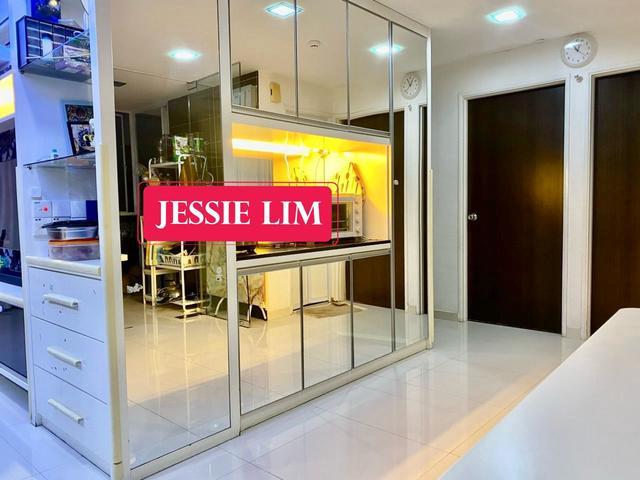U GARDEN 850sf High floor FULLY RENOVATED Furnish Town View GELUGOR