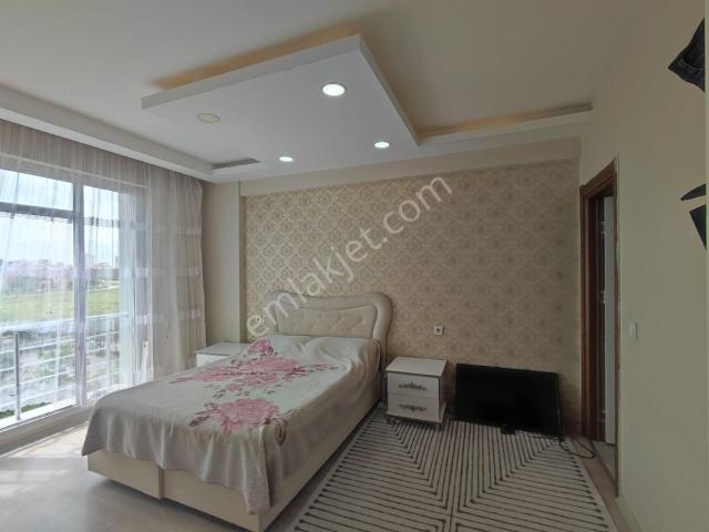 Üç Kuyuda Lüks Sitede Satılık 3+1 Geniş Daire