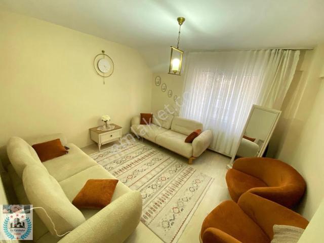 Üç Kardşlr'dn 50.yıl Mh Satlık 2+1 Camları Yüksek 100m² Bahçekat