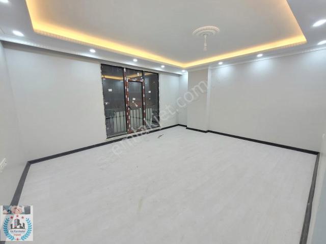 Üç Kardeşler Vega Avm 2.dakika 3+1 Satılık Ultra Lüx 115m² Dai