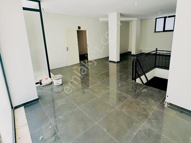 Üç Kardeşler'den Cebeci Mah. 330m2 Satılık Depolu Dükkan 2 Adet