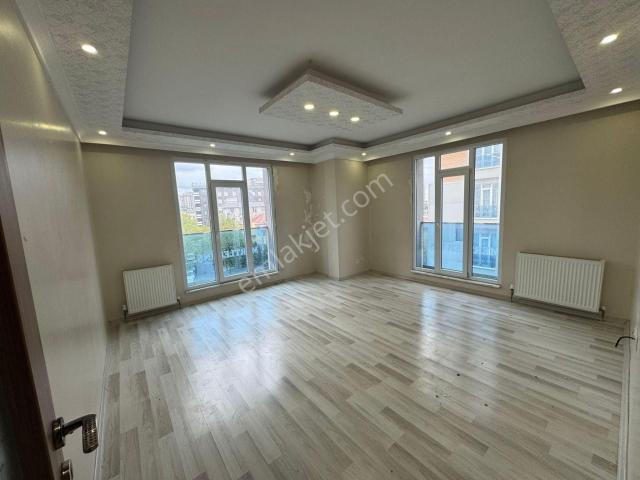 Üç Kardeşler'den Eski Habipler Mh 2+1 100m2 Kiralık Daire