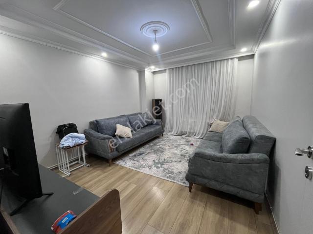Üç Kardeşler'den İsmetpaşa Mah 2+1 85m² Satılık Yüksek Giriş