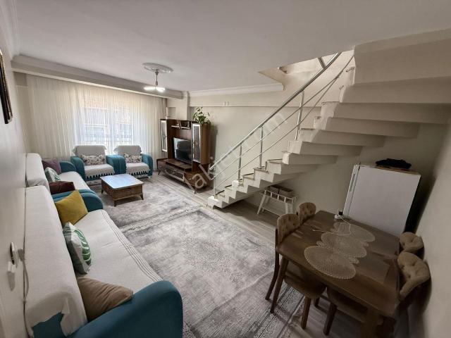 Üç Kardeşler'den İsmetpaşa Mah'de 3+2 200m² Kelepir Dublex Daire