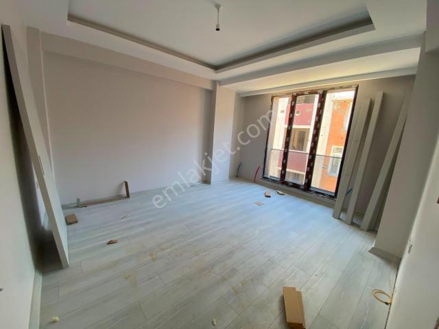 Üç Kardeşler'den İsmetpaşa Mh Sıfır 2+1 Lüx Ara Kat