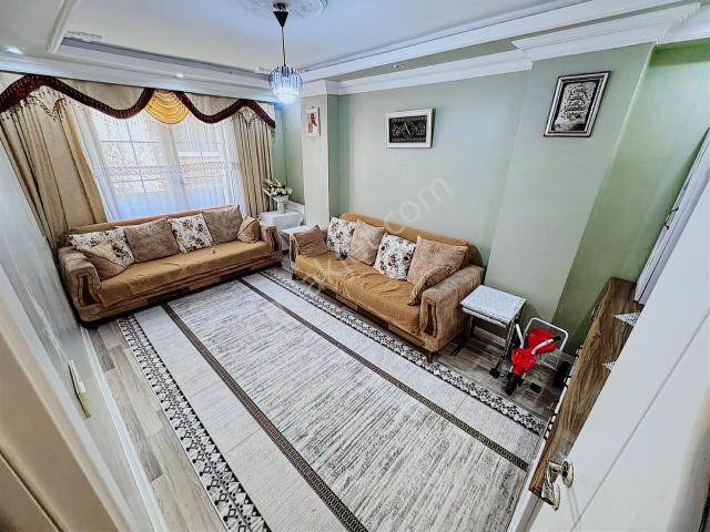 Üç Kardeşler'den S.çiftliği Mah 2+1 90m² Satılık Arakat Daire