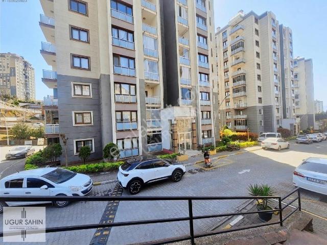 Uğur Şahin'den Akçakent 2 De Kiralık Temiz Bakımlı Daire