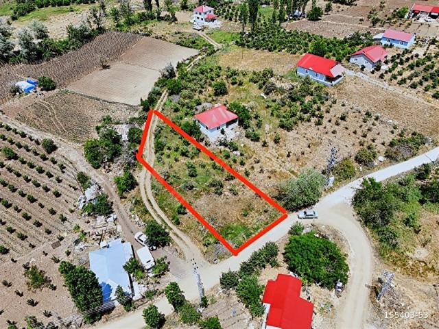 UĞUR EMLAK'TAN SORGUN'DA VİLLA İMARLI SATILIK ARSA