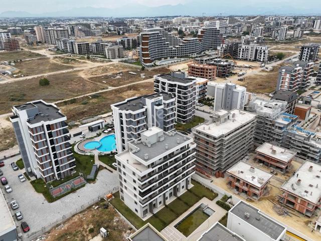 Uğur Kurtulmuş'tan 40'lık Yola 2.parselde İskanlı,kapalı Otp 2+1