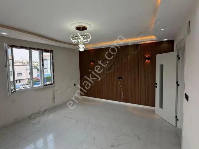 Uğur Kaya Gayrumenkulden Sarıçam Yeşiltepe'de Satılık Daire