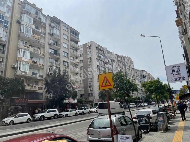 Üçyol İnönü Cadde Üzeri 1+1 Doğalgazlı Bakımlı Bahçeli Daire