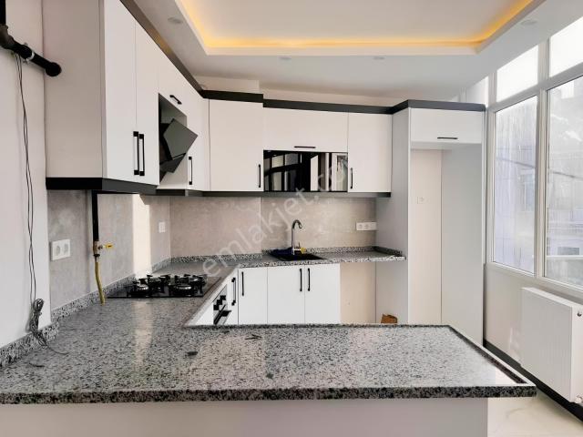 Üçyol Metro Yakını 3+1 Ara kat Kiralık Dairwe