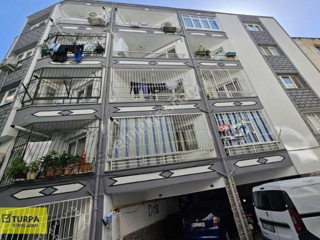 Üçyol Metroya Yakın 1.kat 3+1 Satılık Daire