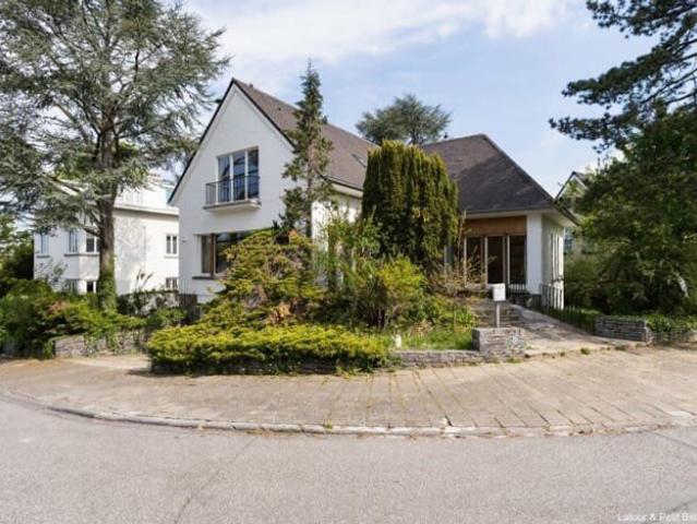 UCCLE Near Observatoire Wolvendael