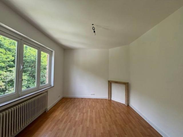 UCCLE, renovated 2 bedroom flat