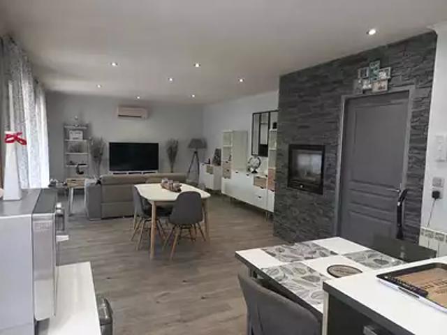Uchaud 30620 Achat / Vente maison 6 pièces t6 piscine