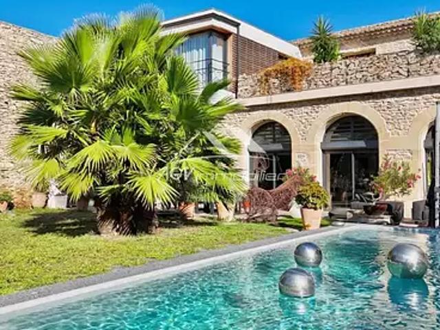 Uchaud 30620 Achat / Vente maison 7 pièces t7 piscine