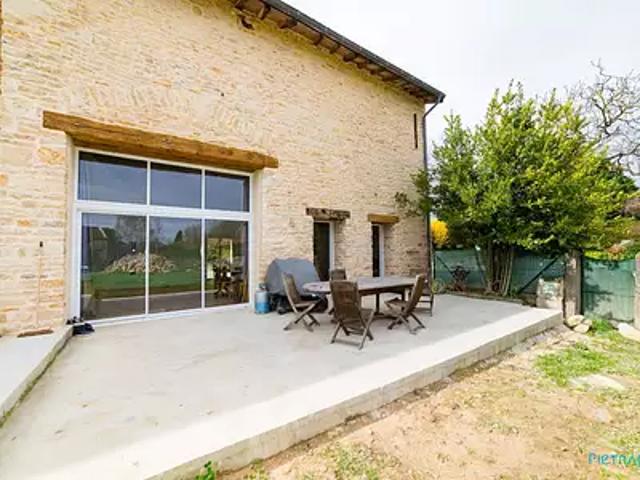 Uchizy 71700 Achat / Vente maison 10 pièces t10 terrasse