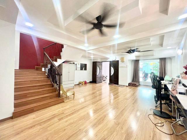 UBAHSUAI KEMAS20x70 Taman TTDI Jaya Shah Alam 2 Storey
