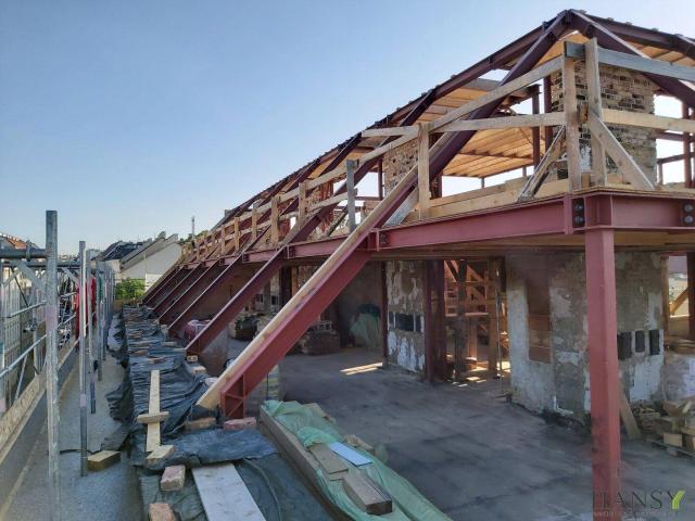Über den Wolken Traumhafte Neubau Maisonette Dachgeschosswohnung mit Blick auf die Gloriette!
