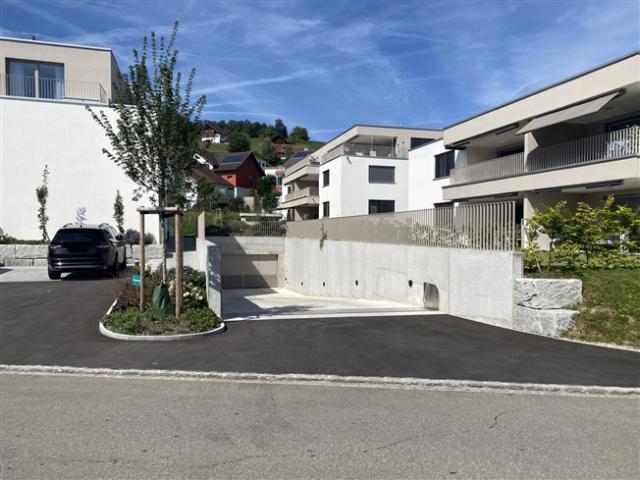 Überlanger Tiefgaragen Einstellplatz 2,5 × 6,7 m zu verkaufen