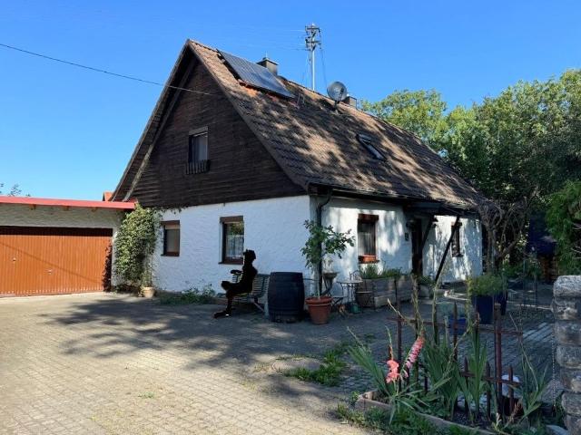 Überraschung hinter jeder Tür* Altbau Flair trifft moderne Wohlfühlatmosphäre