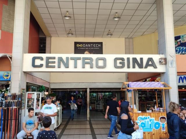 ¡UBICACIÓN ENVIDIABLE! Negocio en el epicentro de Cumaná C.C. Gina