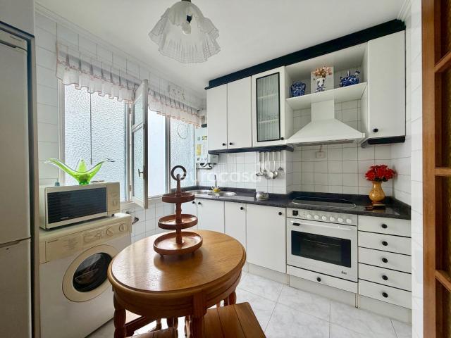 PISO EN VENTA TORRELAVEGA CON ASCENSOR, TERRAZA Y 3 HABITACIONES