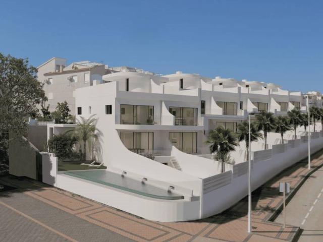 Ubicada en la encantadora localidad de Torrevieja, esta excl. 191m² Torrevieja