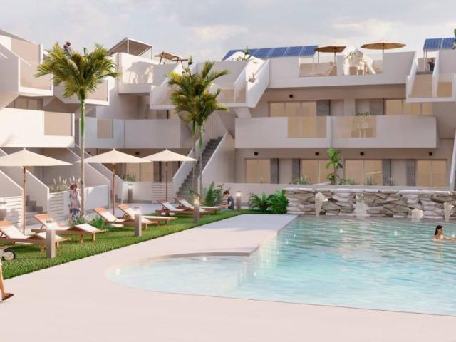 Bungalows de planta baja y alta con 2 dormitorios y 2 baños. 67m² Roldán