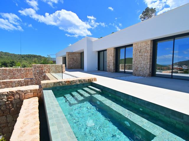 Ubicada en la prestigiosa urbanización de Roca Llisa, en San. 506m² Santa Eulalia del Río