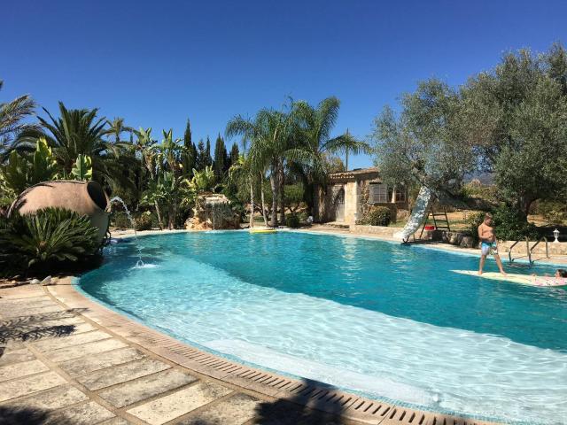 Ubicada en las afueras de Inca, en el corazón de Mallorca, l. 380m² Inca