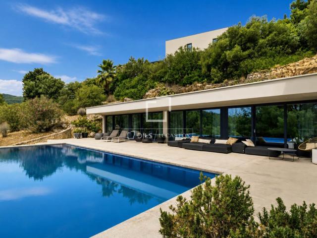 Ubicada en una de las direcciones más prestigiosas de Mallor. 701m² Palma de Mallorca