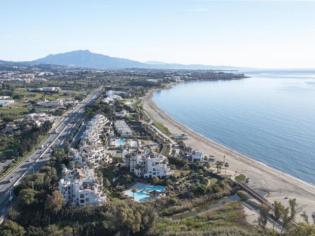 Ubicada en una de las urbanizaciones de lujo más cotizadas d. 126m² Estepona