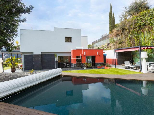 Ubicada en una de las zonas residenciales más tranquilas de. 468m² Cabrils