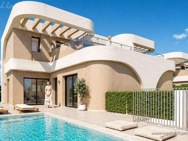 Ubicadas en Daya Nueva, en la zona de la Vega Baja, estas vi. 109m² Daya Nueva
