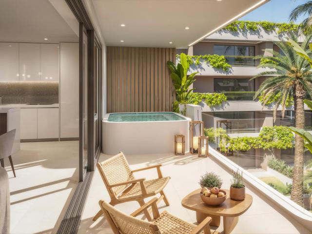Ubicado en Marbella Este exquisito ático de tres dormitorios. 168m² Marbella