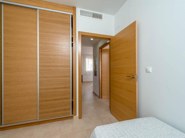 Ubicado en el encantador municipio de Los Alcázares, este ex. 92m² Los Alcázares