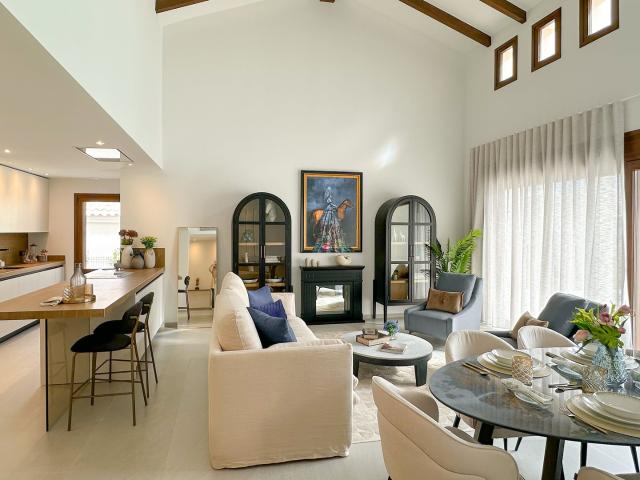 Ubicado en el prestigioso entorno de La Finca Golf, este con. 134m² Lomas de la Juliana
