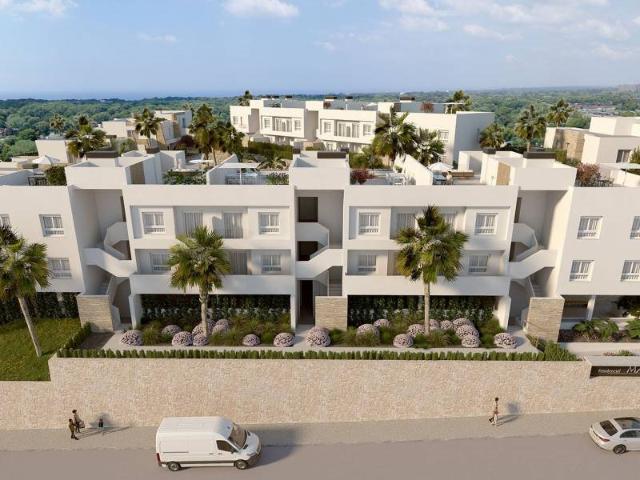 Ubicado en el prestigioso entorno de La Finca Golf, este exc. 74m² Lomas de la Juliana