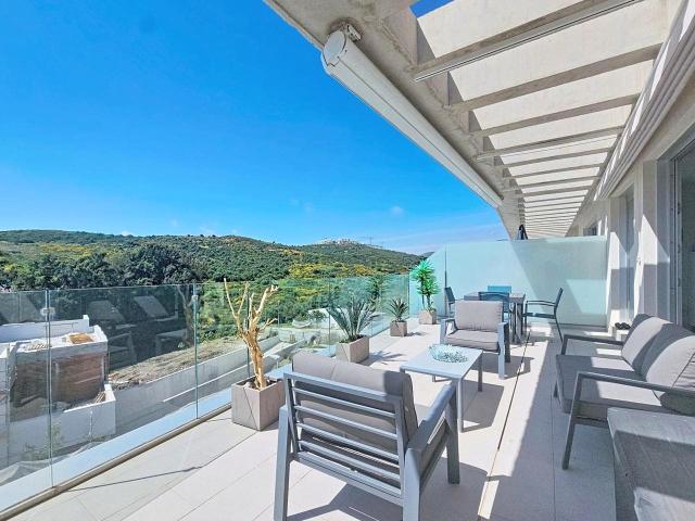 Ubicado en Estepona, dentro de la reconocida urbanización Se. 120m² Estepona
